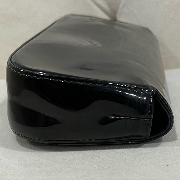 LOUIS VUITTON LV LOGO GOLD BLACK PATENT LEATHER SOBE CLUTCH BAG PURSE - Picture 7 of 13